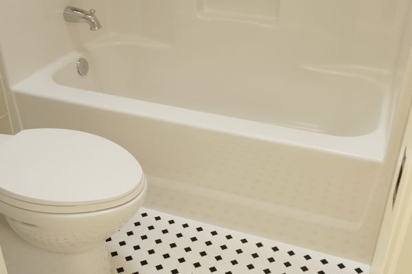Fiberglass Tub Replacement in Elkhart